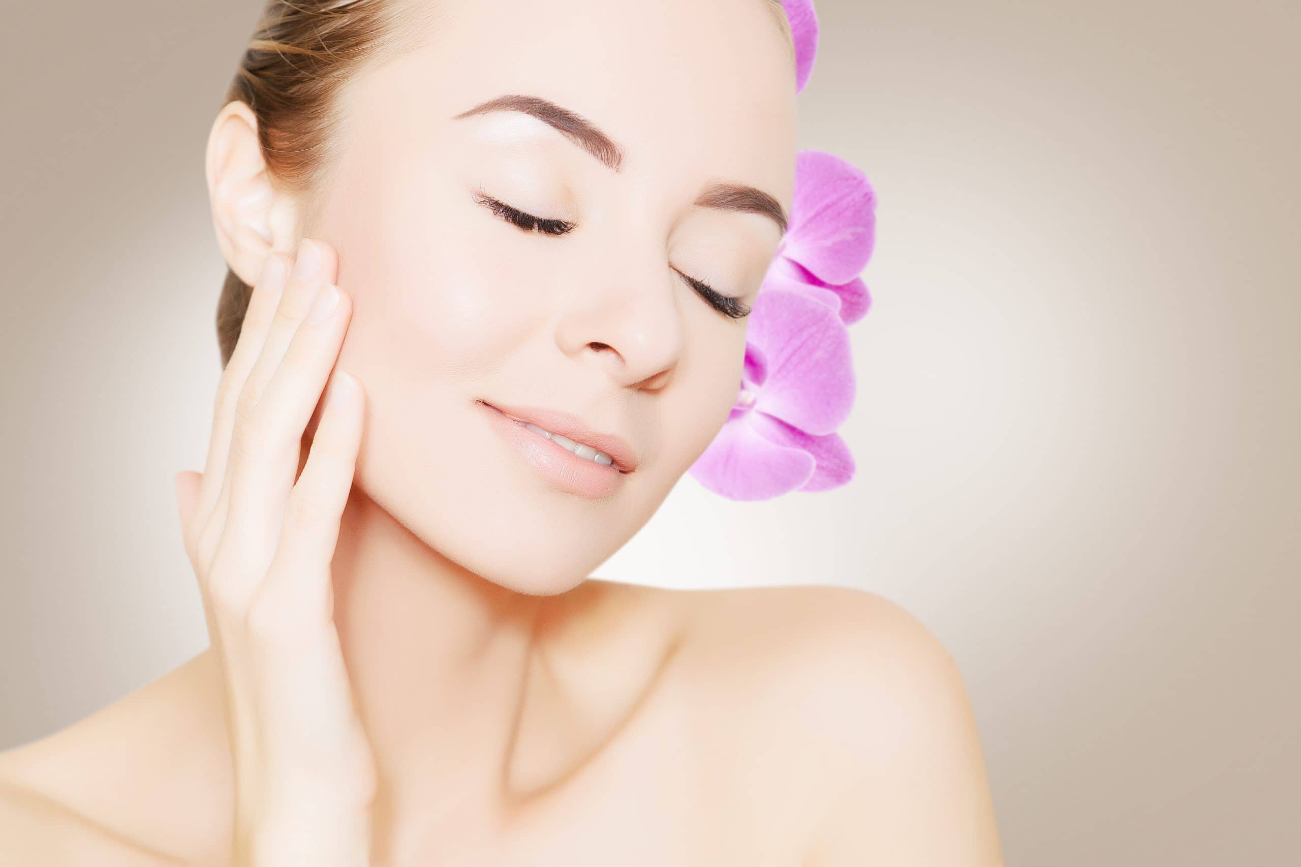 Reduce The Appearance Of Fine Lines, Wrinkles, And Acne Damage With RF Microneedling